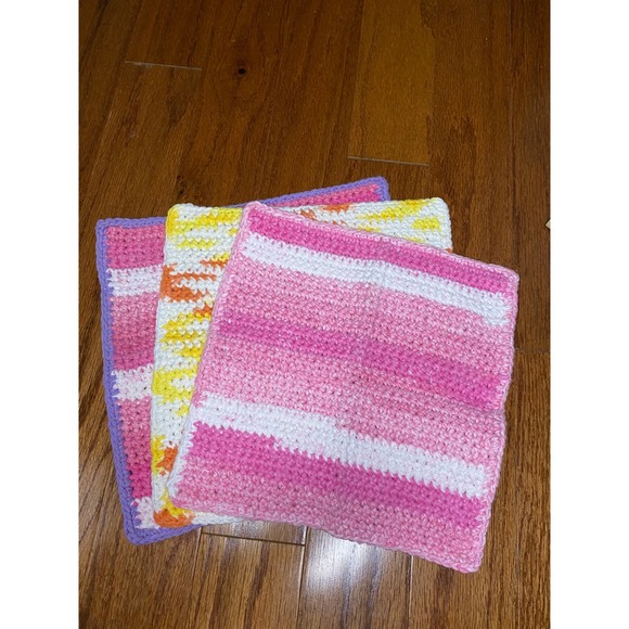 Set of 3 Handmade Crochet Washcloths - Picture 2 of 4